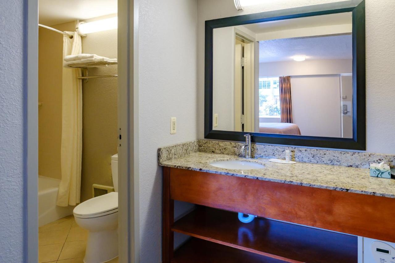 Red Carpet Inn Washington Dc Εξωτερικό φωτογραφία