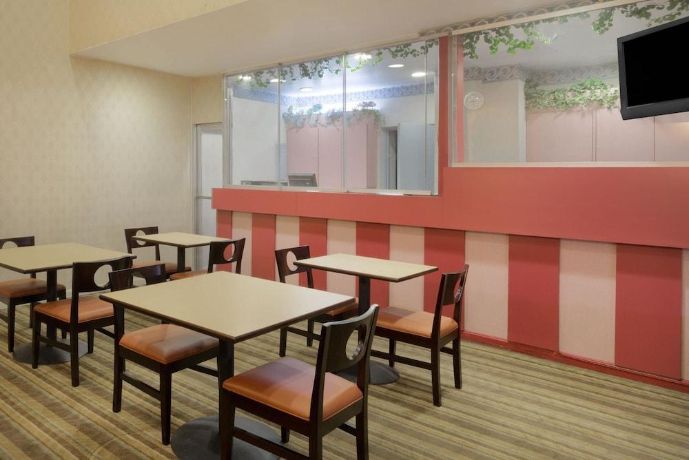 Red Carpet Inn Washington Dc Εξωτερικό φωτογραφία